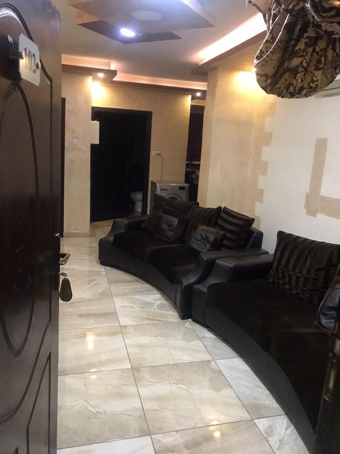 Siveen Hotel Аман Екстериор снимка