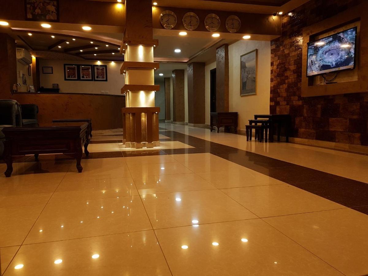 Siveen Hotel Аман Екстериор снимка