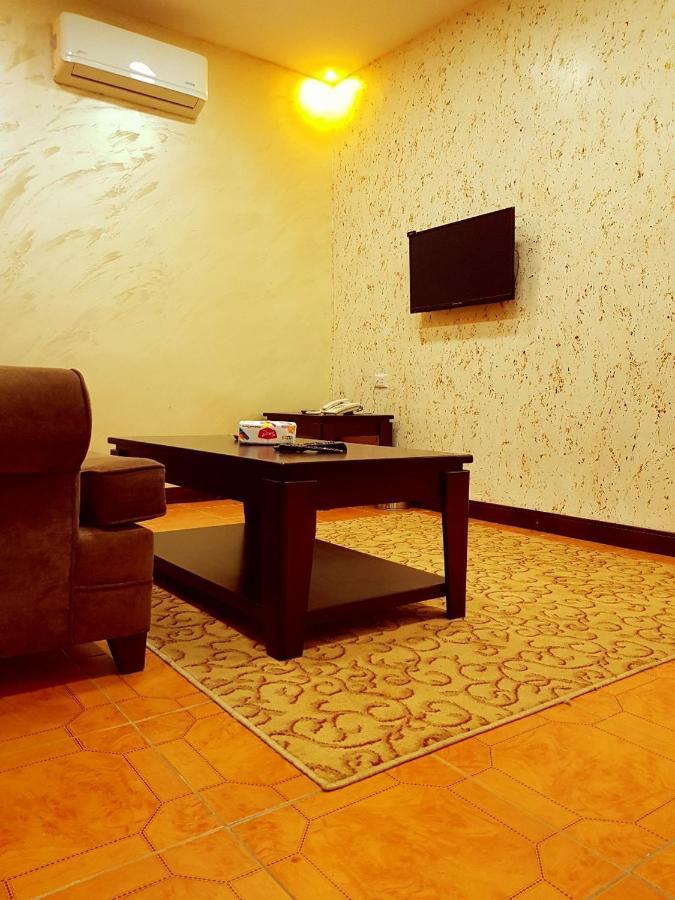 Siveen Hotel Аман Екстериор снимка